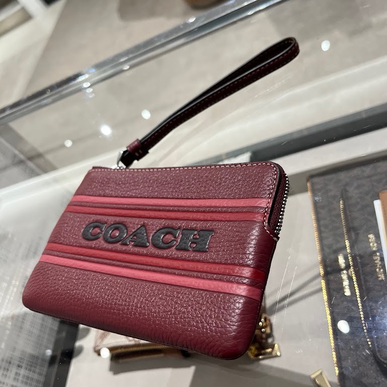 Qoo10] Coach 即発 正規品 USA直送 アウトレット