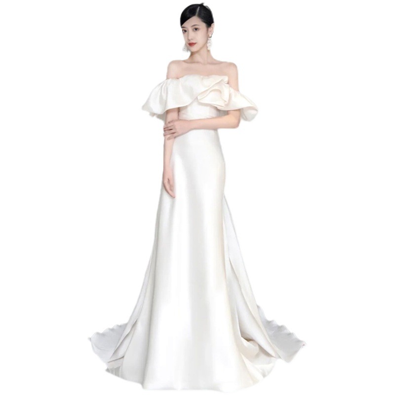 26255円 当季大流行 White One ホワイトワン SINIA ウェディングドレス