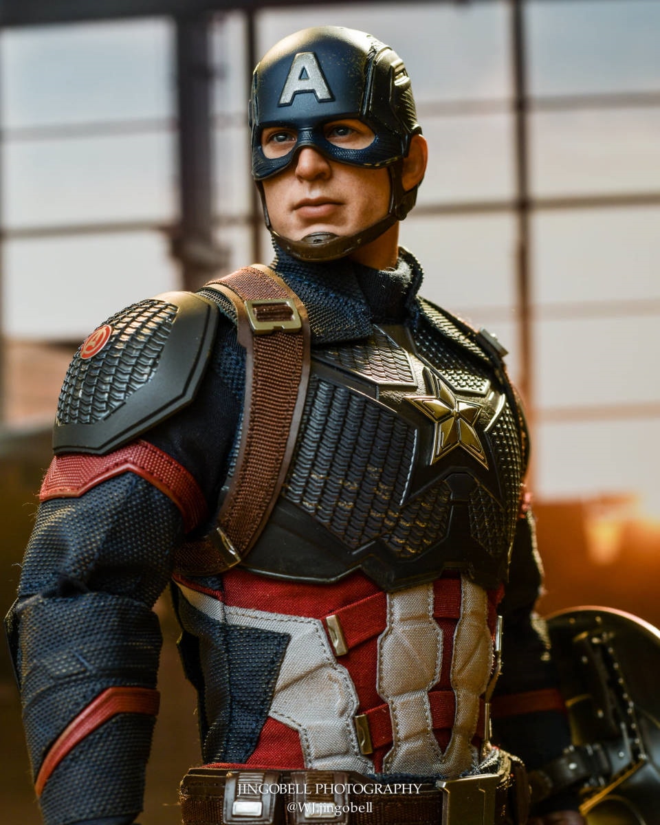 新品未開封 HOTTOYSホットトイズ 1/6 MMS536 アベンジャーズ エンドゲーム キャプテンアメリカ フィギュア