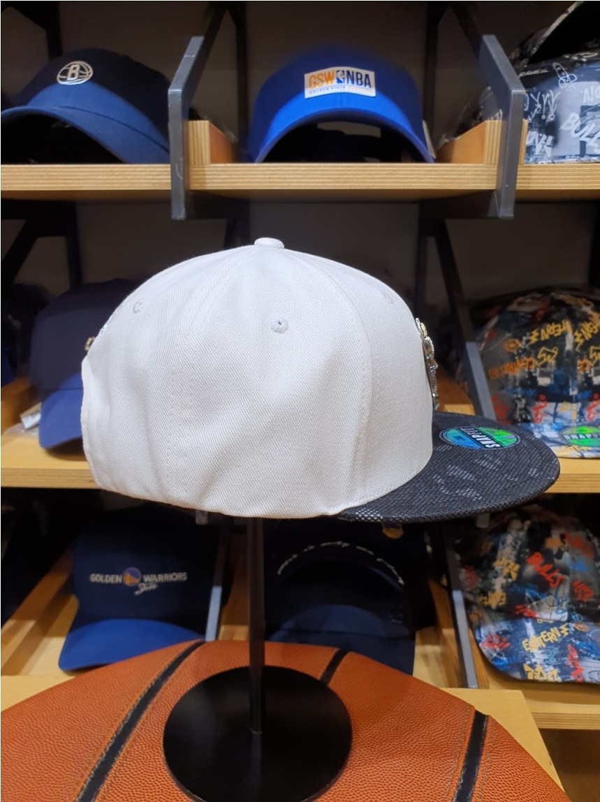 経典 Team NBA [男女兼用] Logo 迷彩 ミリタリー サイズ調節可能 キャップ Cap Hyflat 2色  Snapback Military Bulls Chicago 帽子