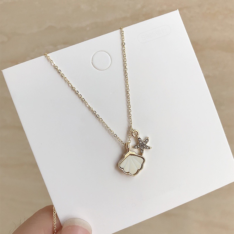 てなグッズや Forever 新品ご紹介期間限定50 Offムーンライトユニコーンネックレス女性ムーン鎖骨チェーン誕生日プレゼントハニー スポットt N3