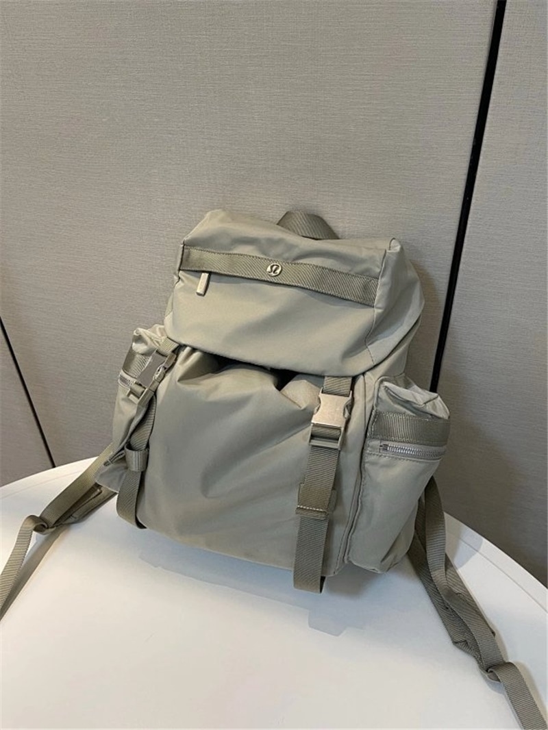 Qoo10] ルルレモン Wunderlust 14L ミニバッグ