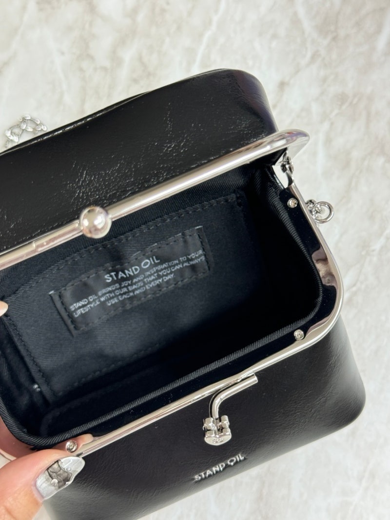 Qoo10] STAND OIL Hippo Bag チェーンバック