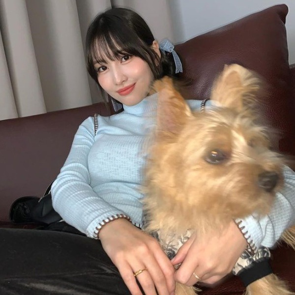 Qoo10] TWICE モモちゃん着用 韓国ブランド