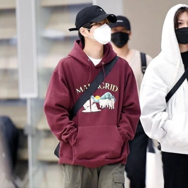 Stray Kids スンミン Seungmin MAHAGRID SAMOYED HOODIE アーチロゴ パーカー ICN Airport  Arrival 2022 11-15 国内発送