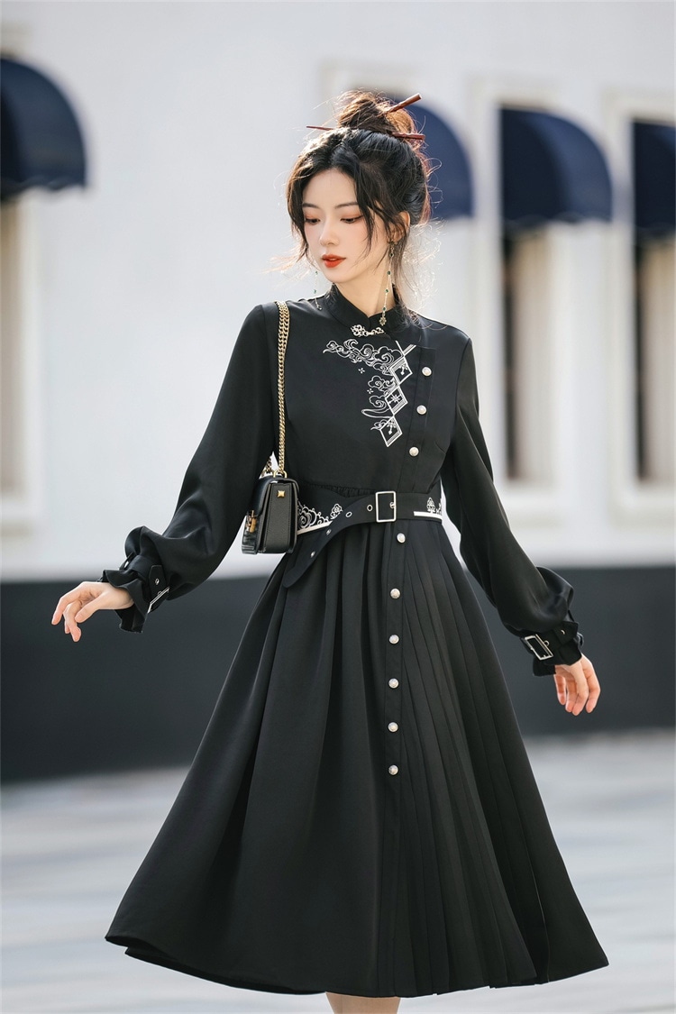 &ellecyアンドエルシー　黒　チャイナ　長袖ロングワンピース　sizeM Qoo10] チャイナ風ワンピース 長袖 ベルト付き