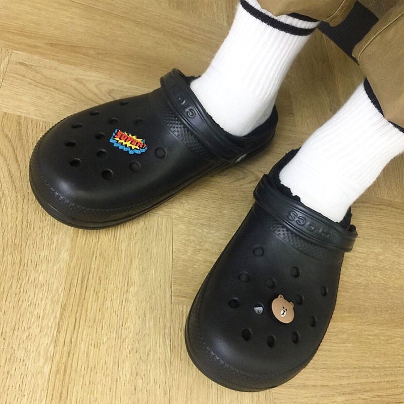 yellow lined crocs