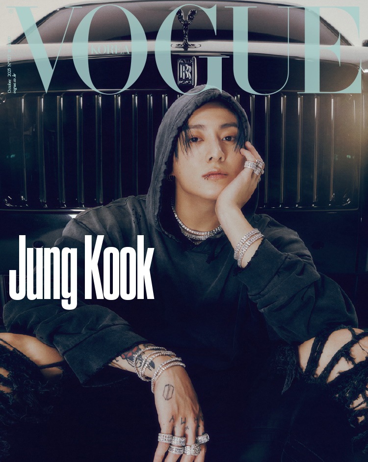 予約】4種セット_VOGUE 2023年10月号 BTS JUNGKOOK 和訳付き 表紙 画報 