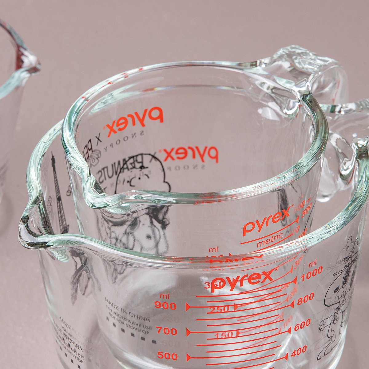 Qoo10] Pyrex スヌーピー計量カップ 3P セット