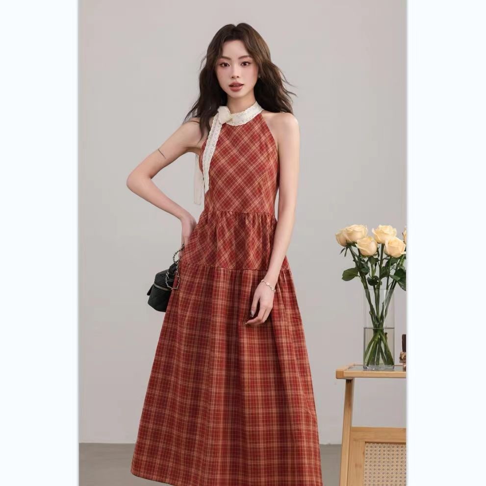 34198新品タグ付DHC レディースワンピースグレーX黒X赤9