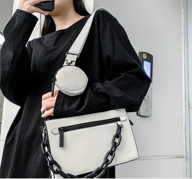 Qoo10] ショルダーバッグ トートバッグ 4色