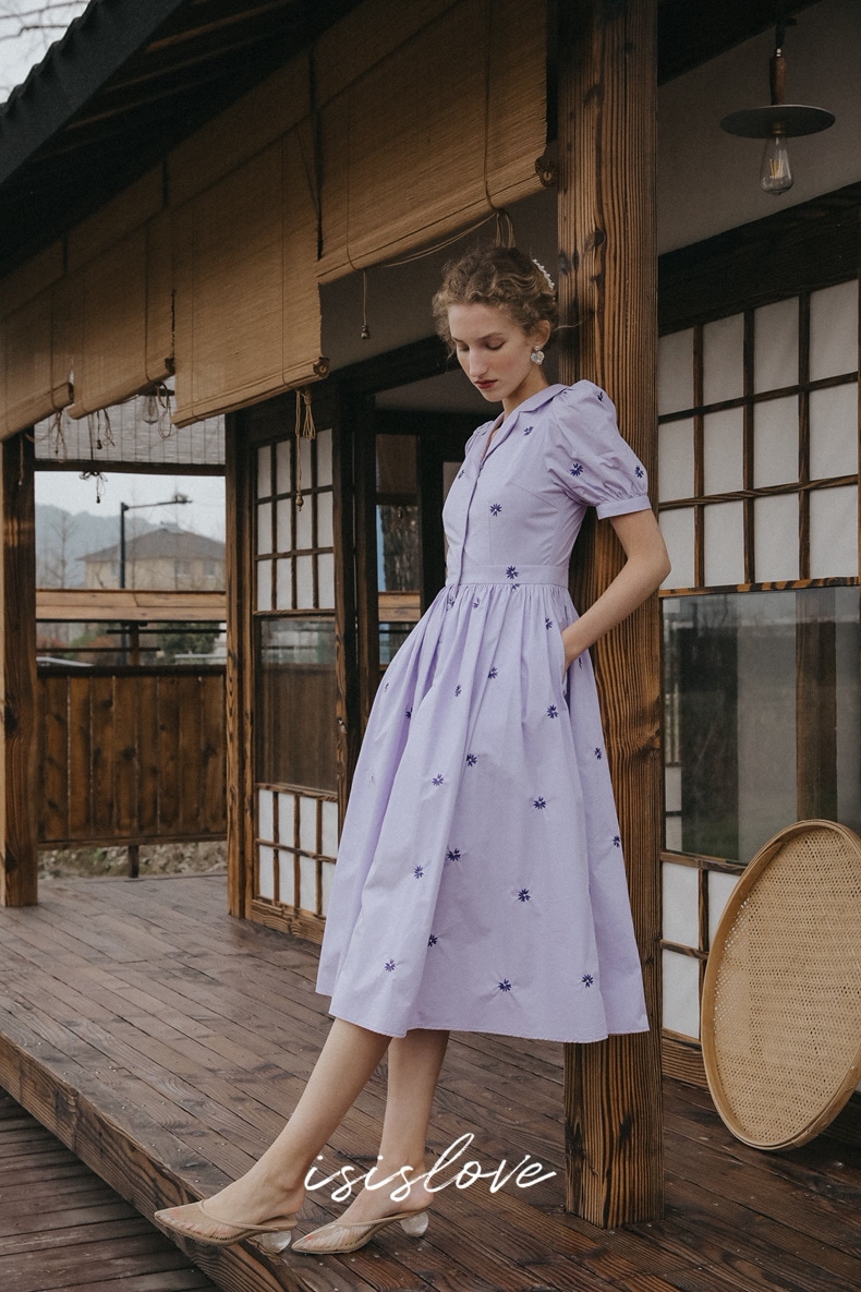 最新入荷 女性の夏のためのフランスの紫色の刺繍されたドレス 半袖ロング・マキシ丈ワンピ