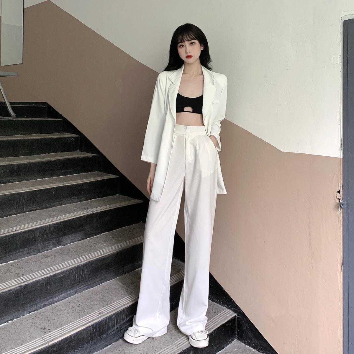 新品 韓流スター ♡白ツィードスリムジャケット 大人女子